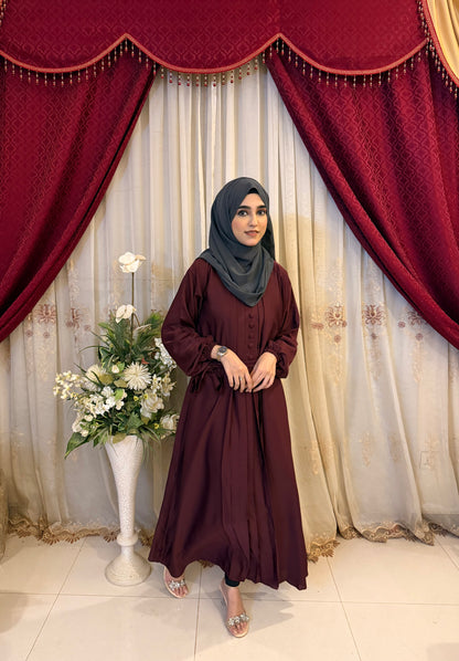 CLASSIC PLEATED ABAYA (Trending 2026)