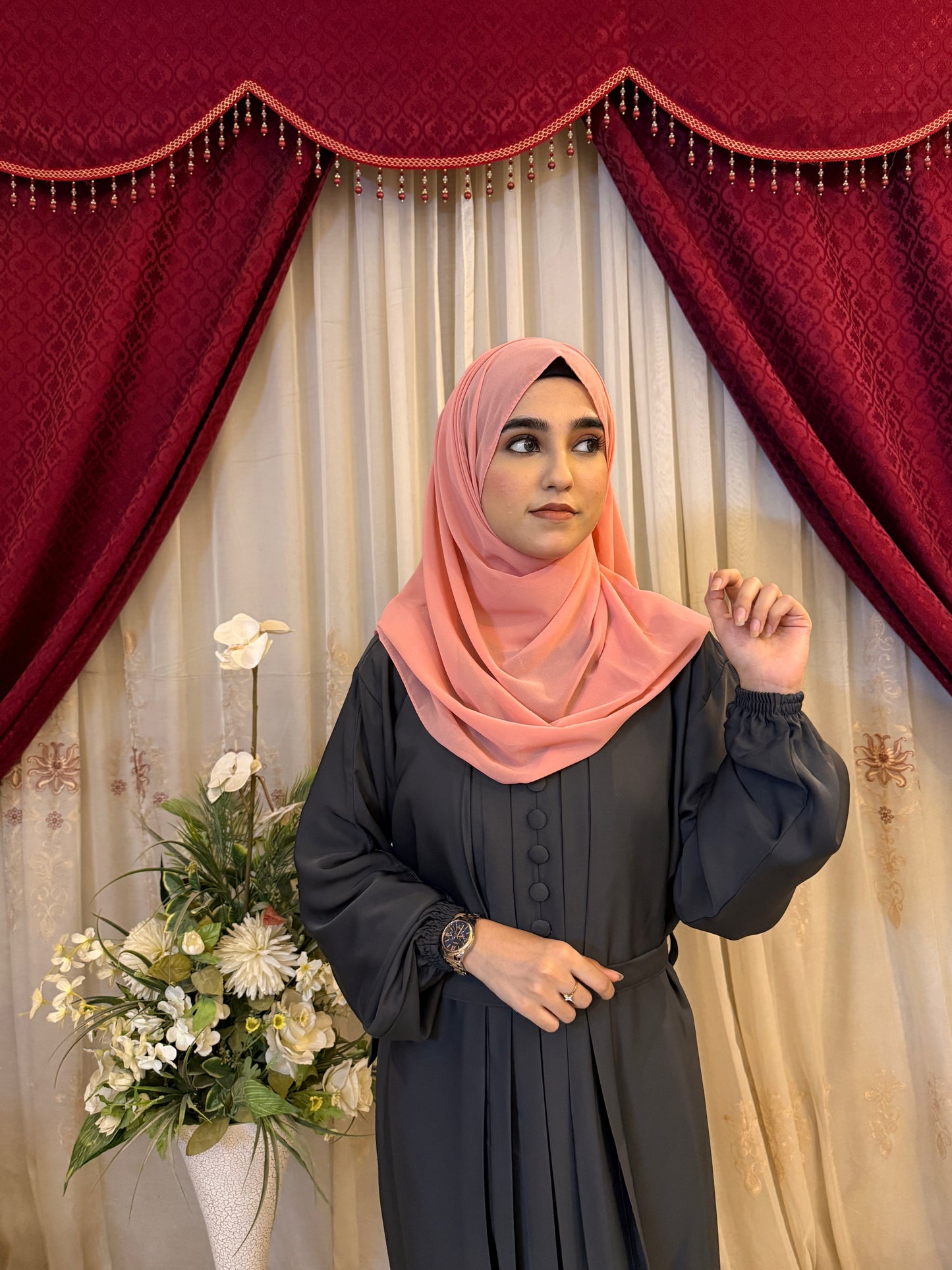 CLASSIC PLEATED ABAYA (Trending 2026)