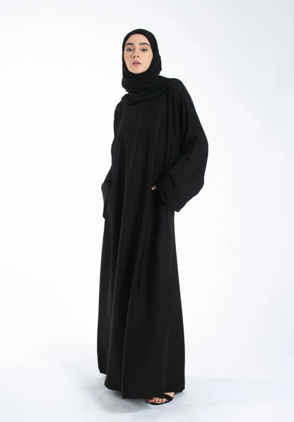Black Maxi Abaya With Two Side Pockets